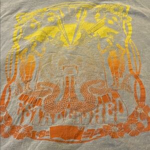 Levi's ~ Grey Tee with Yellow and Orange Graphic~L